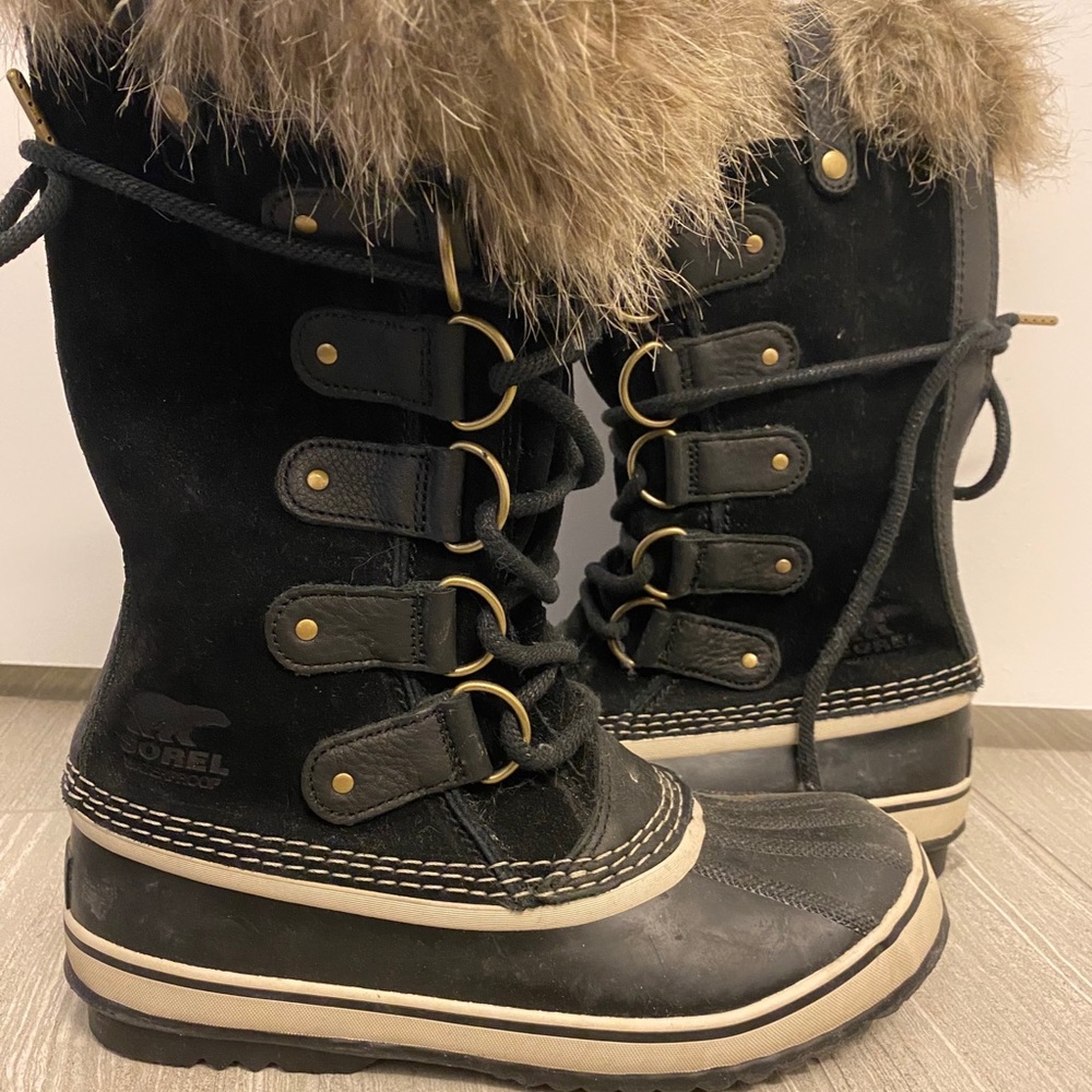 Sorel Women's Black Winter Boots